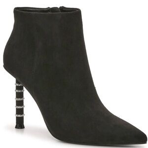 JLO JENNIFER LOPEZ-Porchia 2 Bootie
8.5 M MSRP $149